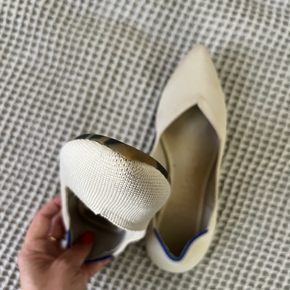 Rothy's Pointed Toe The Point Ecru Flats Size 7 Beige Taupe Tortoise Print Sole - Picture 4 of 6